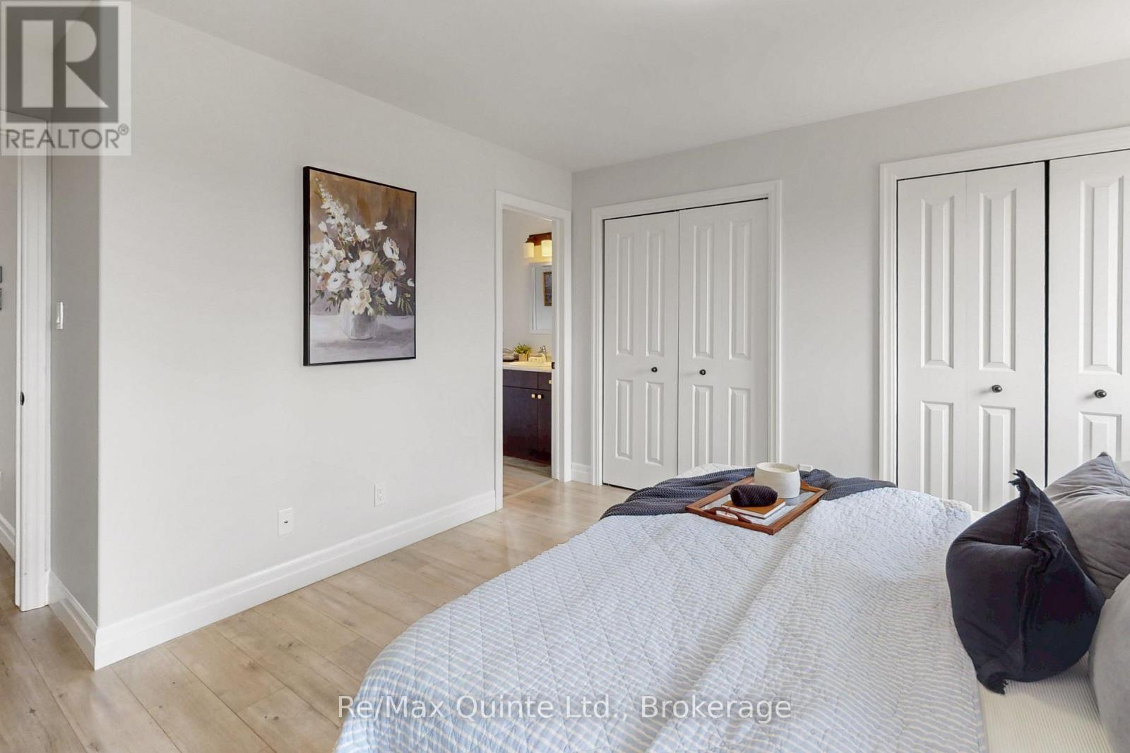57 HILLSIDE MEADOW DRIVE - 30