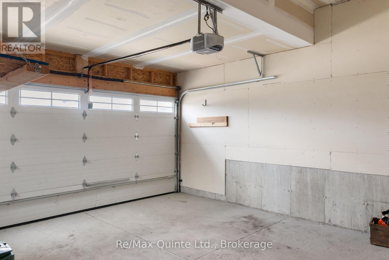 57 HILLSIDE MEADOW DRIVE - 43