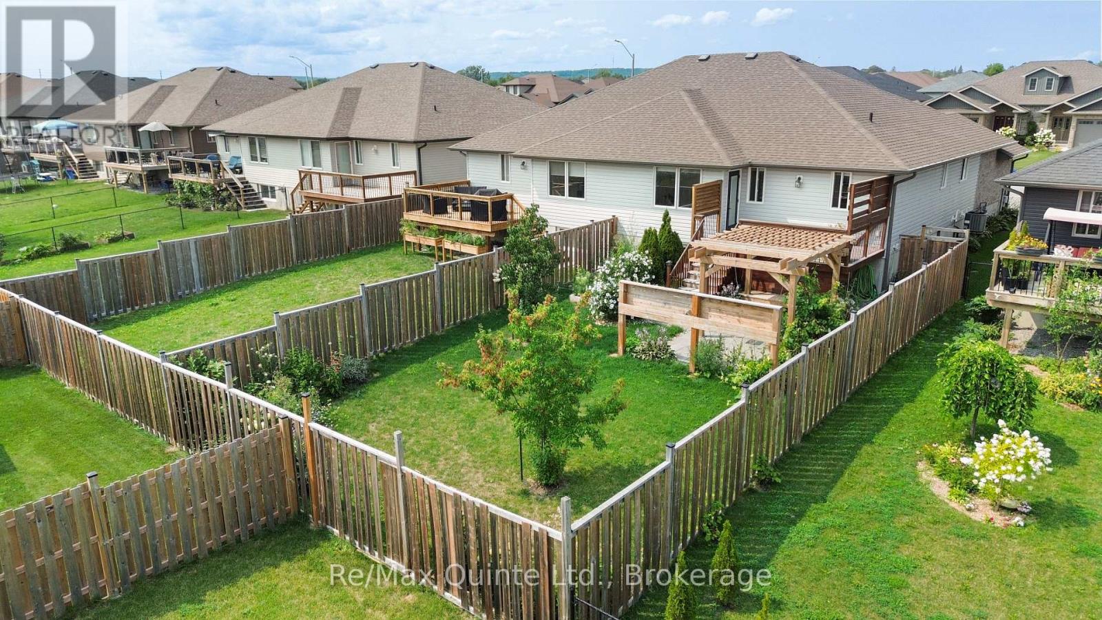 57 HILLSIDE MEADOW DRIVE - 50