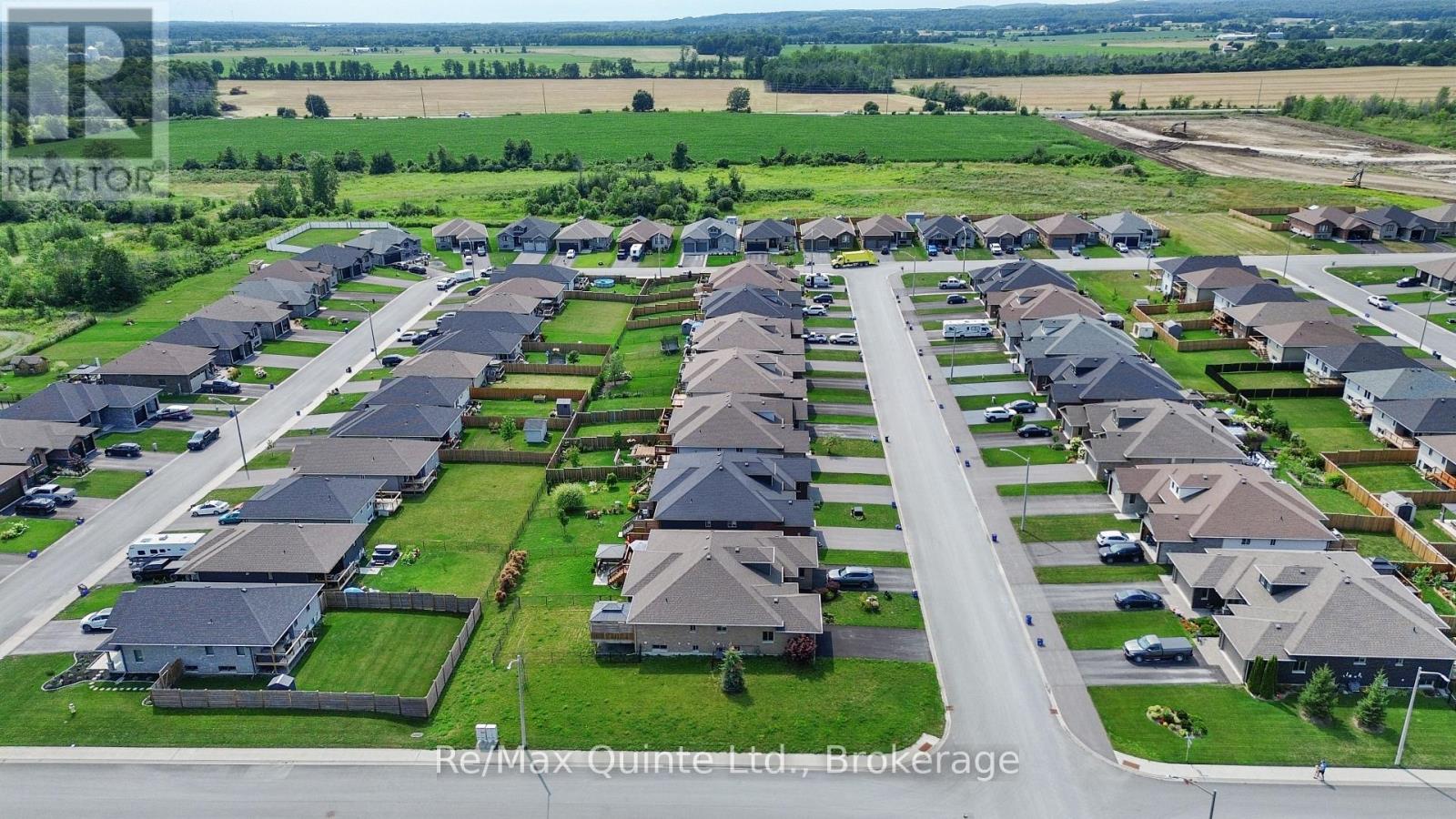 57 HILLSIDE MEADOW DRIVE - 6