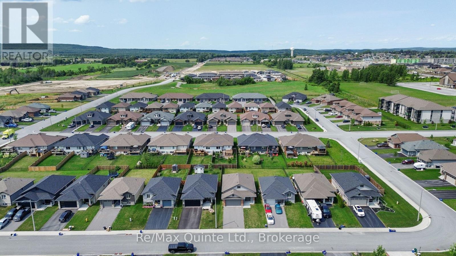 57 HILLSIDE MEADOW DRIVE - 7