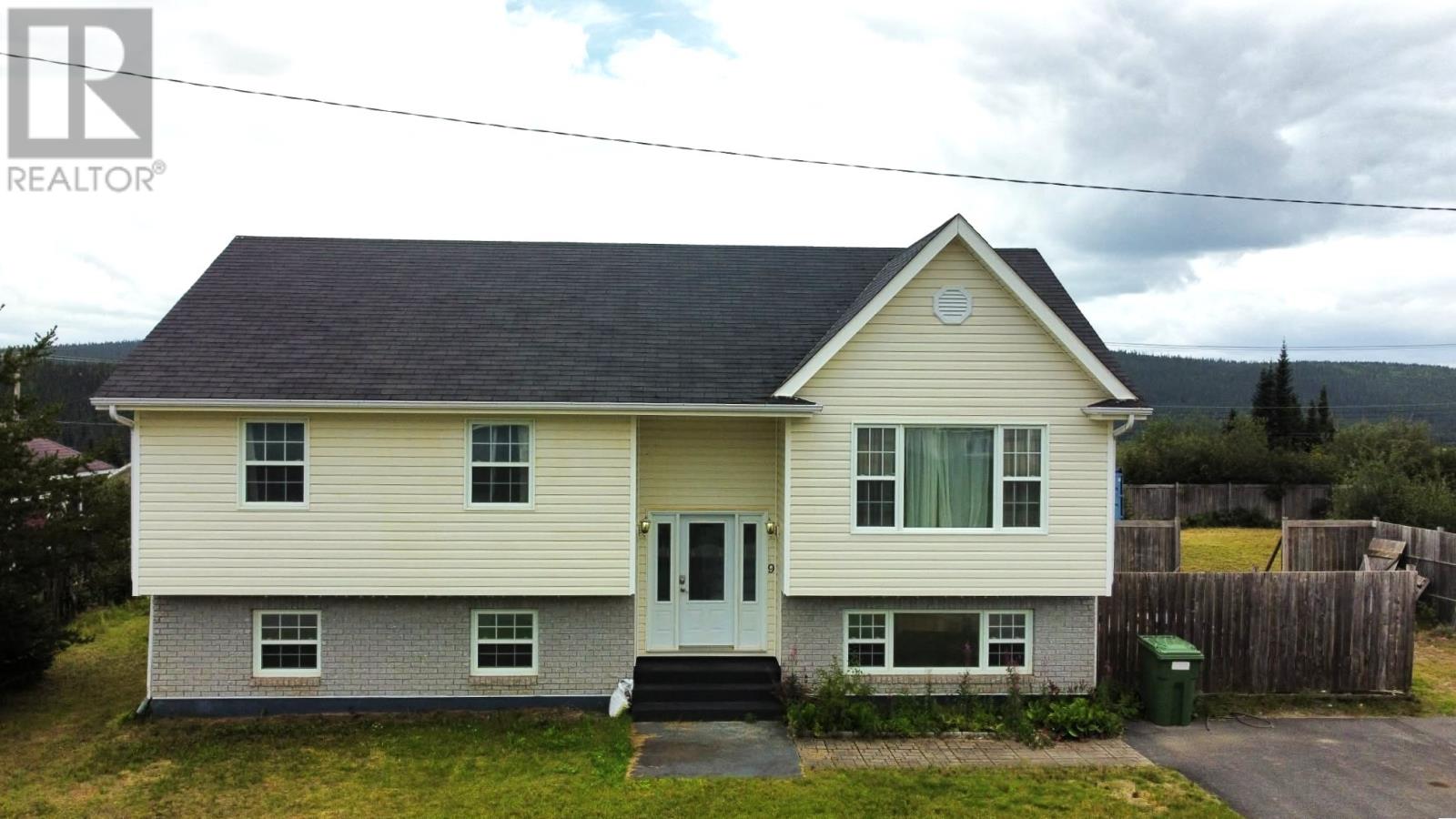 9 Winter Avenue