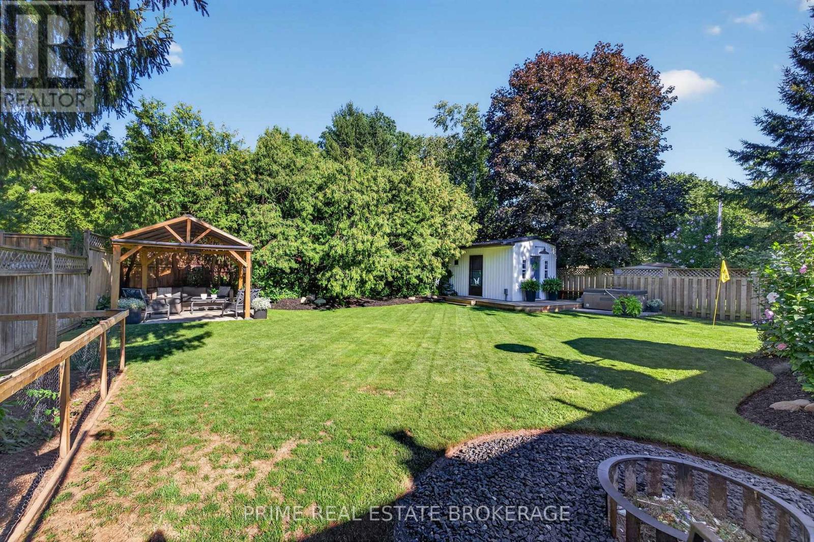 19 GARDEN AVENUE - Image 31