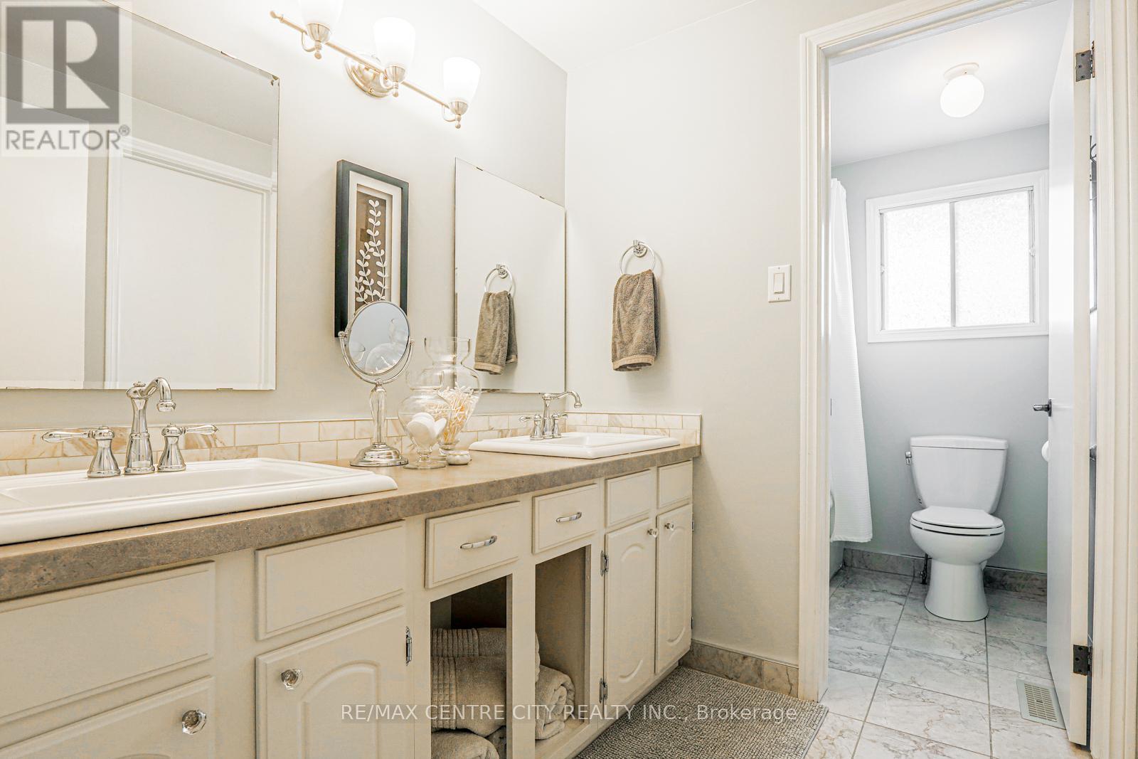 301 BLACKACRES BOULEVARD - Image 25