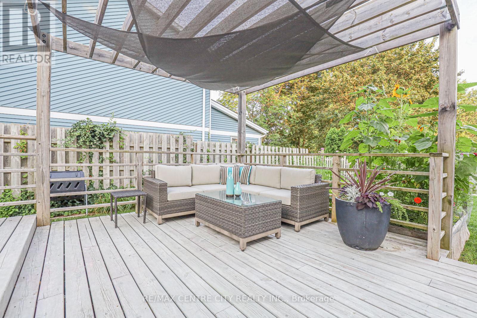301 BLACKACRES BOULEVARD - Image 44