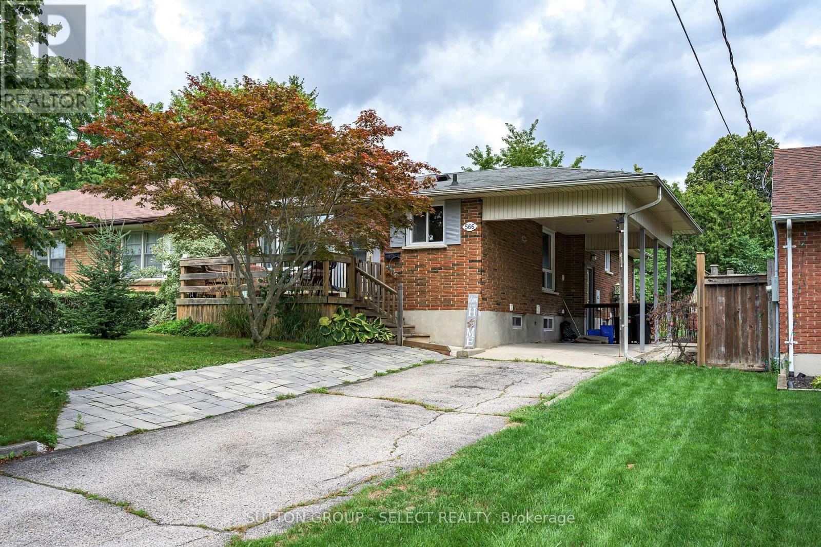 566 CHESTER STREET - 1