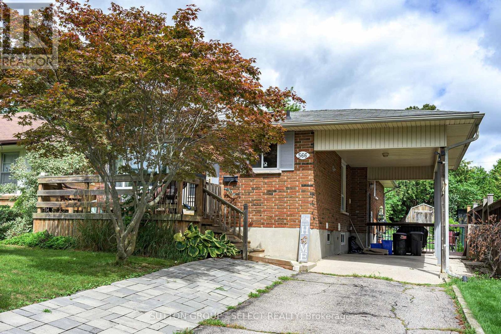 566 CHESTER STREET - 2