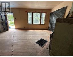 352 Marmot Crescent, Bralorne, BC V0K1P0 Photo 10