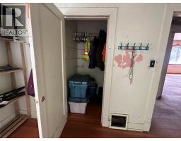 352 Marmot Crescent, Bralorne, BC V0K1P0 Photo 19