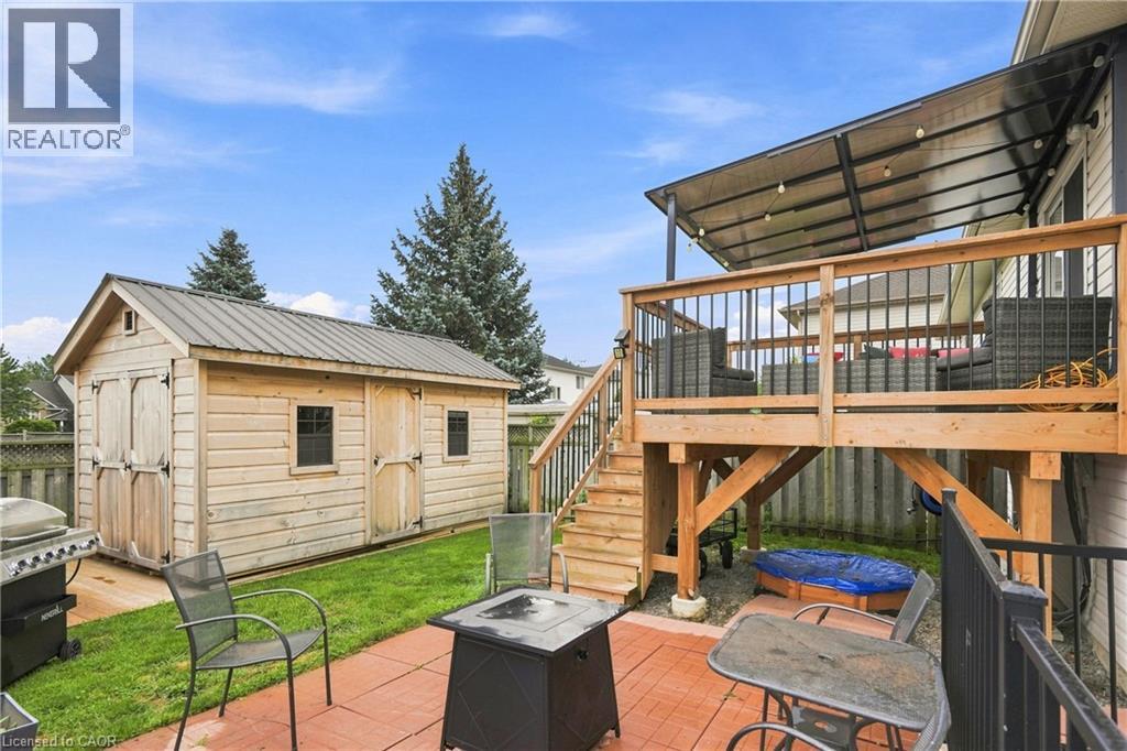 13 GOLDEN ACRES Drive - Image 34