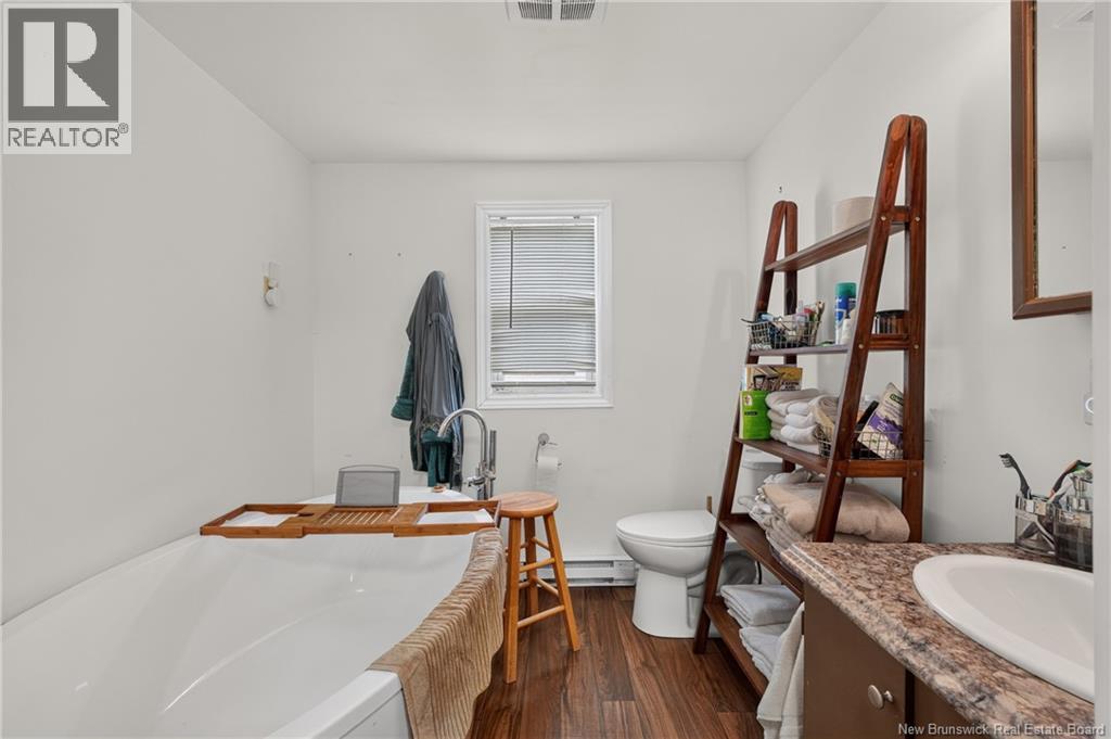 33 Glenview Drive - Image 11