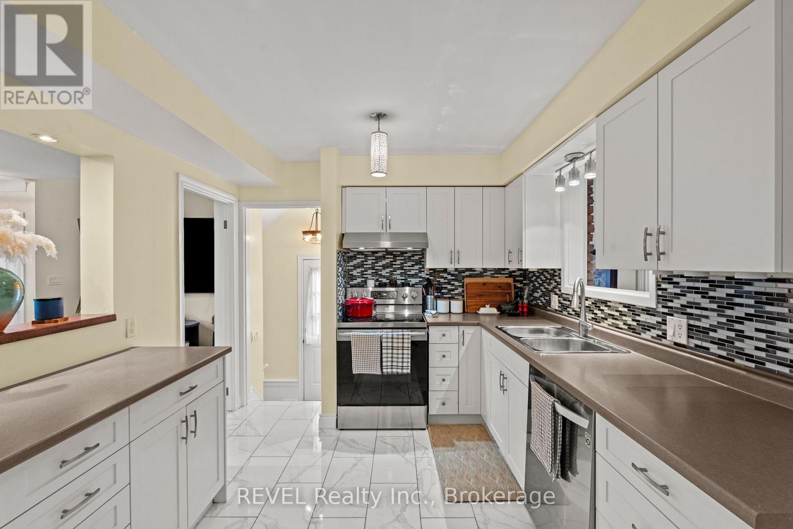 28 BLACK KNIGHT ROAD - Image 13