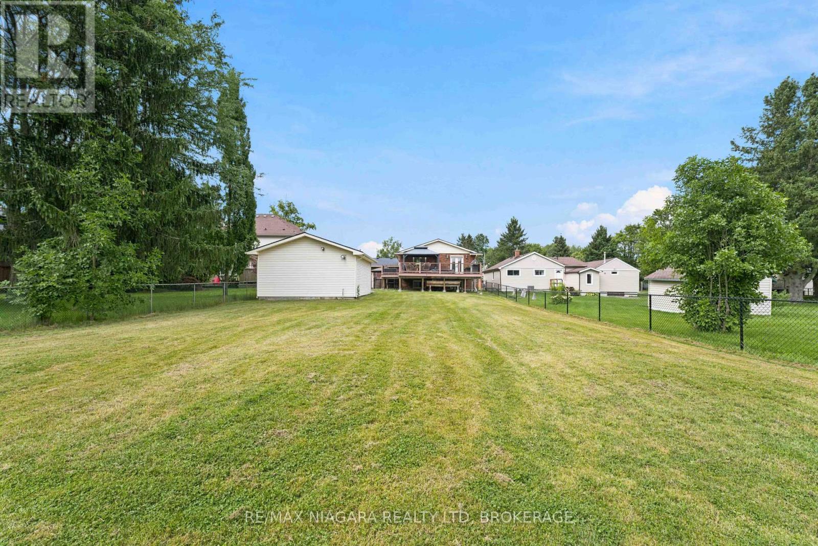 71 SUMBLER ROAD - 38