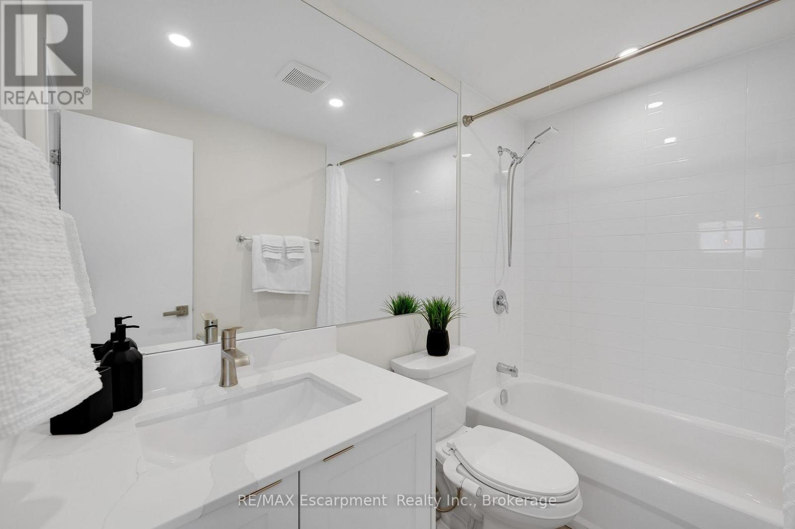 2265 MIDDLESMOOR CRESCENT - 27