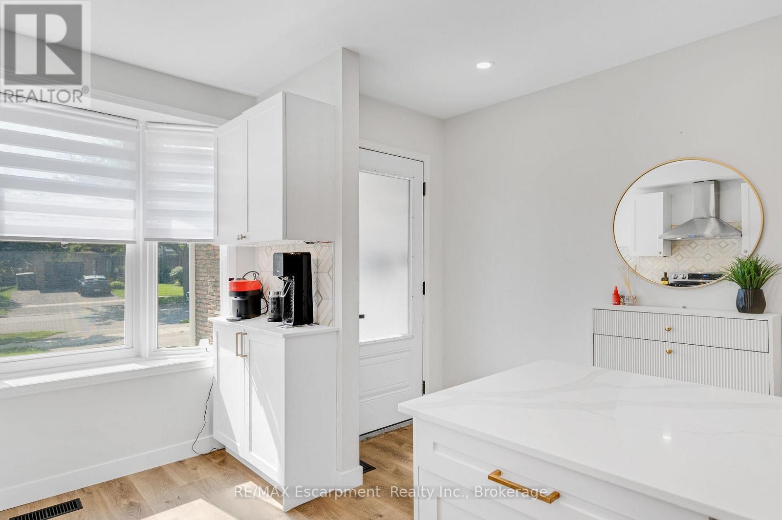 2265 MIDDLESMOOR CRESCENT - 8