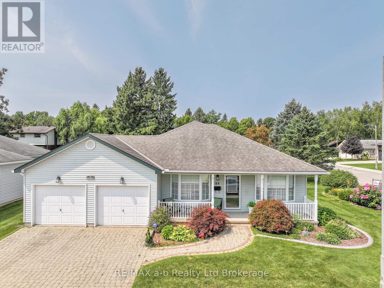23 ARMSTRONG DRIVE - 1