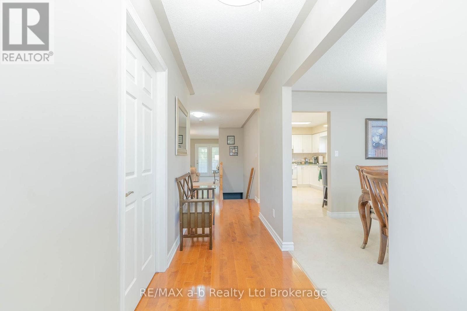 23 ARMSTRONG DRIVE - Image 6