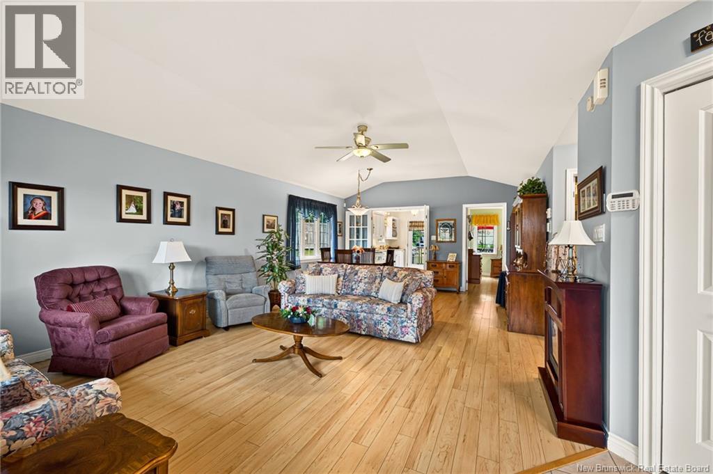 31 Adelie Lane - 10