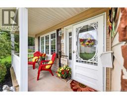 31 Adelie Lane, photo 3
