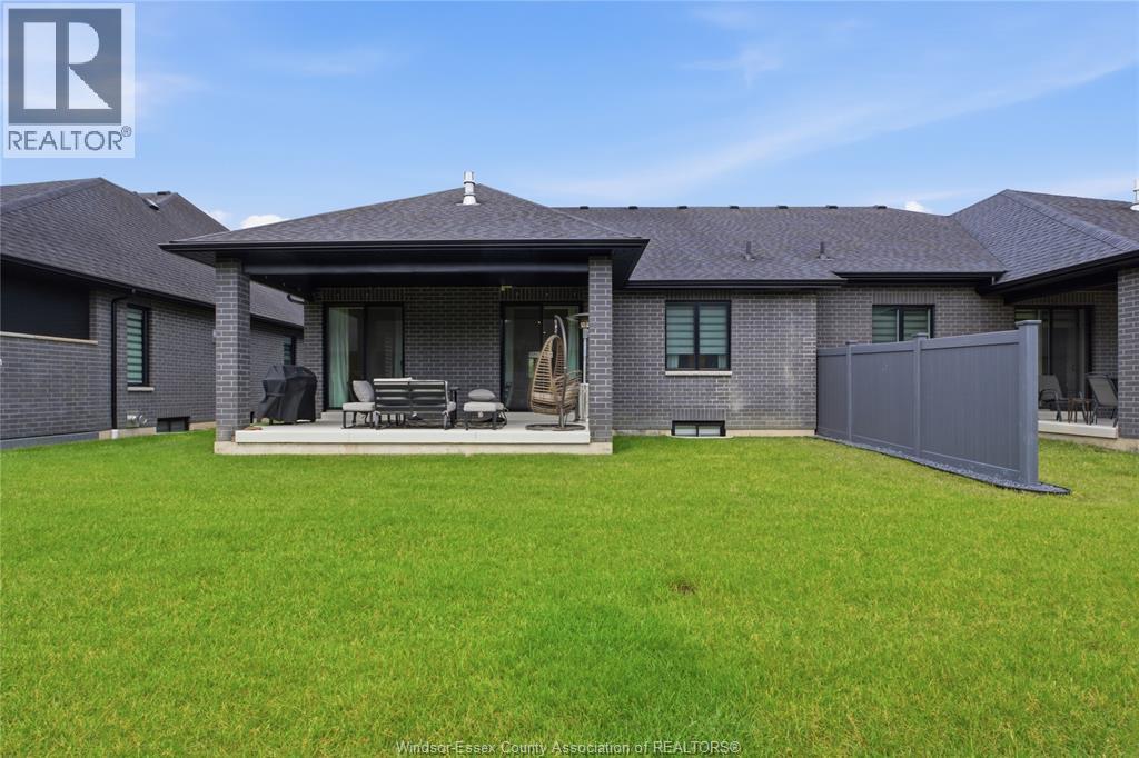299 XAVIER CIRCLE - 32