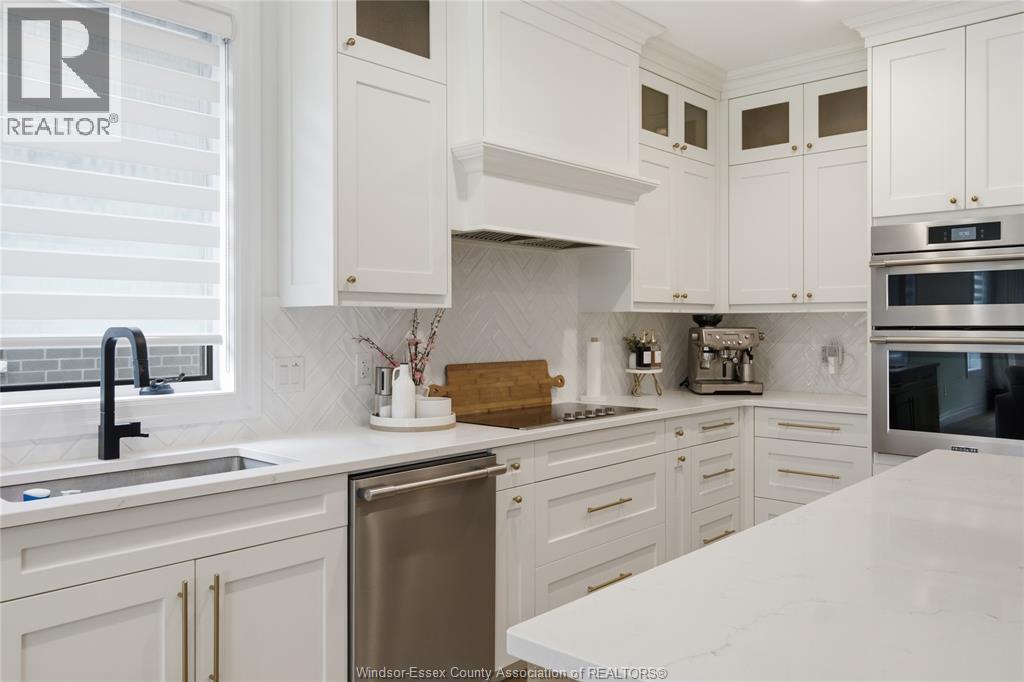 299 XAVIER CIRCLE - 9