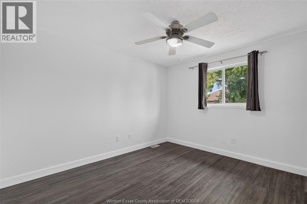 828 MICHAEL DRIVE - 17