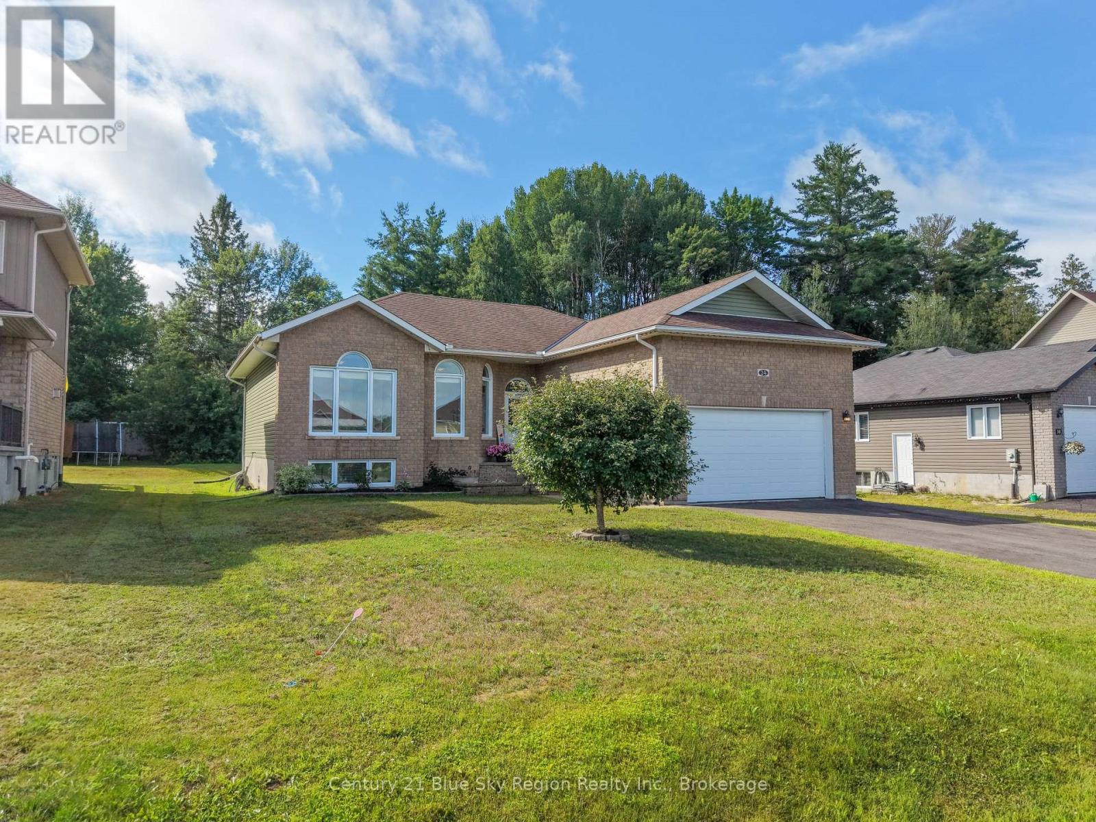 24 OSPREY CRESCENT - 1