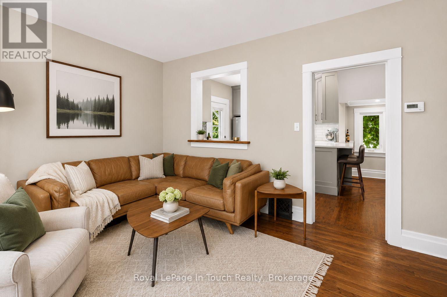 400 RUSSELL STREET - Image 14