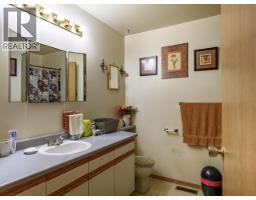 Bedroom - 205 Borden Drive, Yellowknife, NT X1A3R1 Photo 10