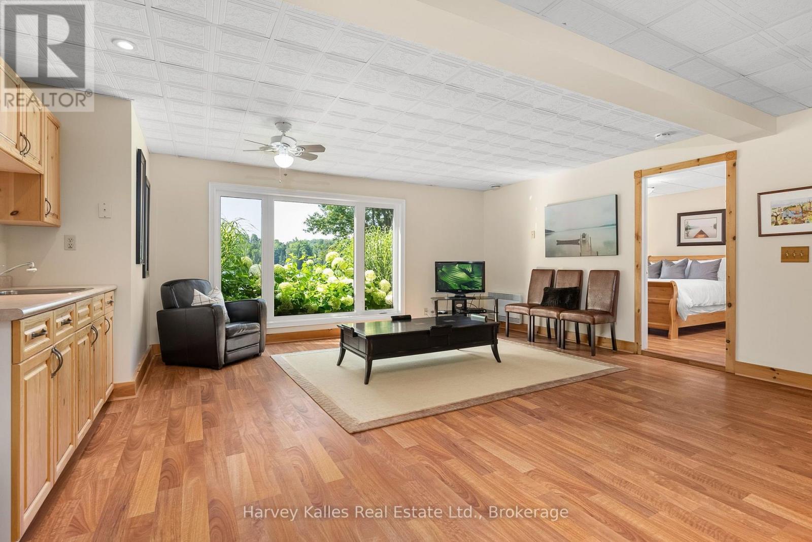 1061 SAWMILL LANE - Image 35