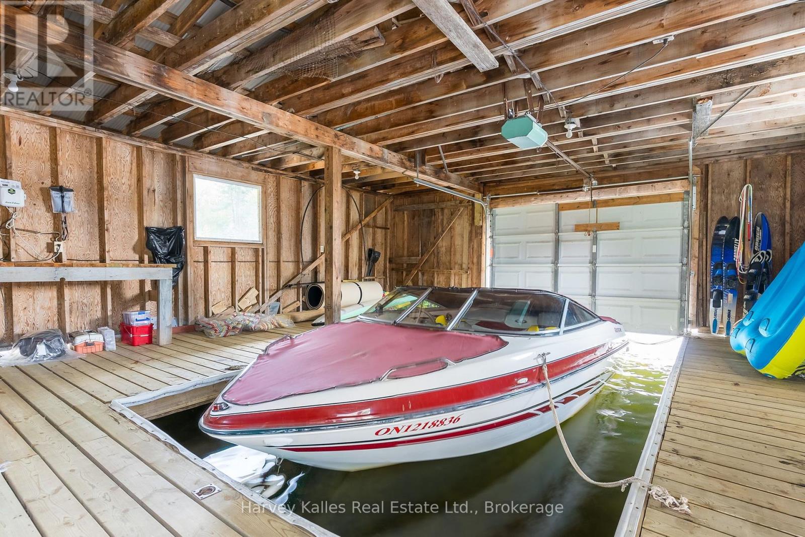 1061 SAWMILL LANE - Image 48