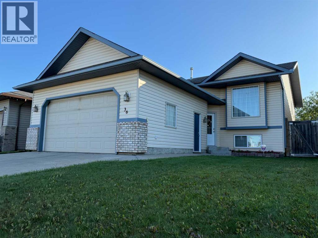 Property for sale at 36 Pinnacle Way