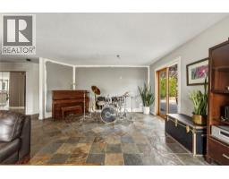 8905 Russet Drive, Vernon, BC V1B2B7 Photo 17