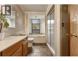 8905 Russet Drive, Vernon, BC V1B2B7 Photo 20