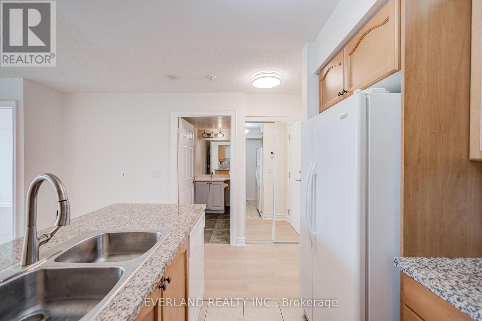 #707 15 GREENVIEW AVENUE - 15