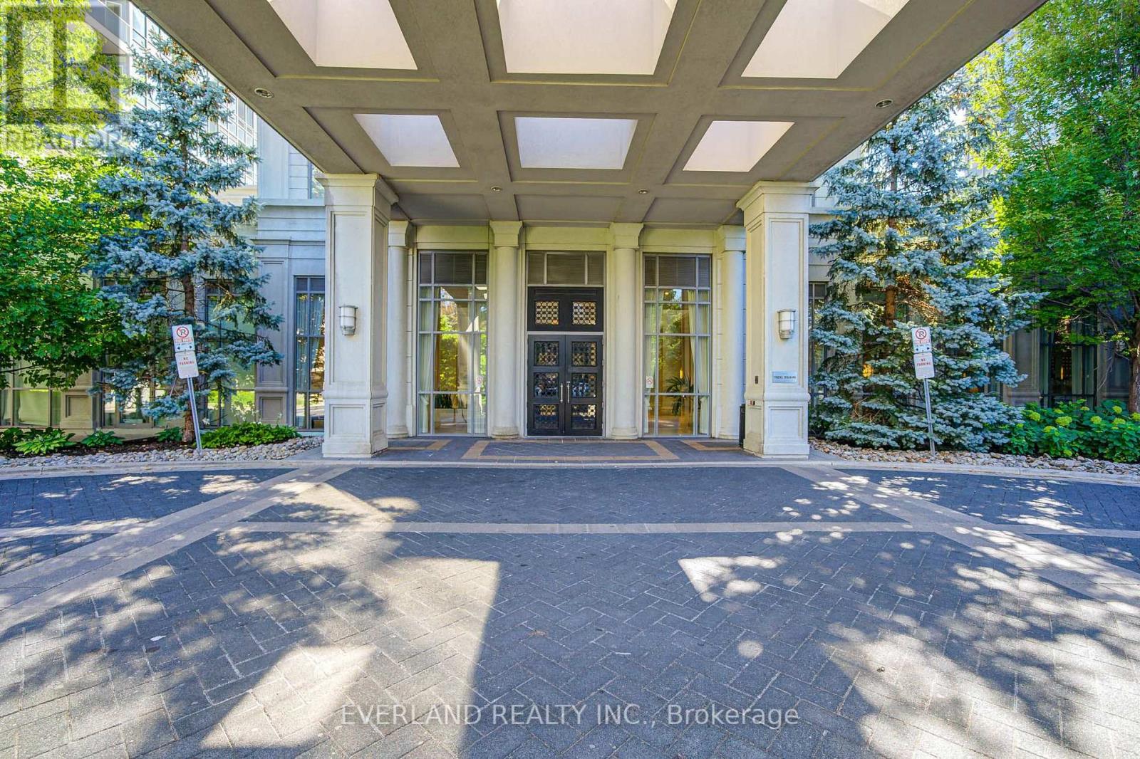 #707 15 GREENVIEW AVENUE - 4