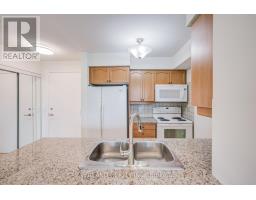 707 - 15 Greenview Avenue, Toronto, ON M2M4M7 Photo 12