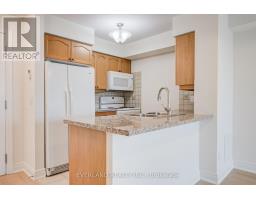 707 - 15 Greenview Avenue, Toronto, ON M2M4M7 Photo 9