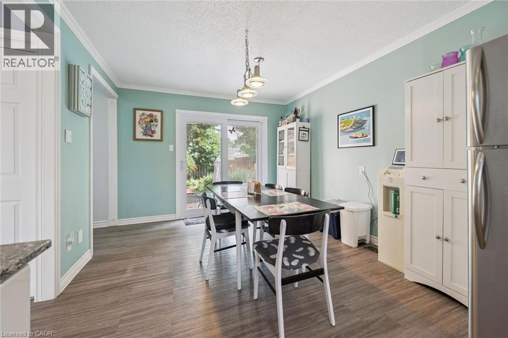 37 DUNSMERE Drive - Image 18