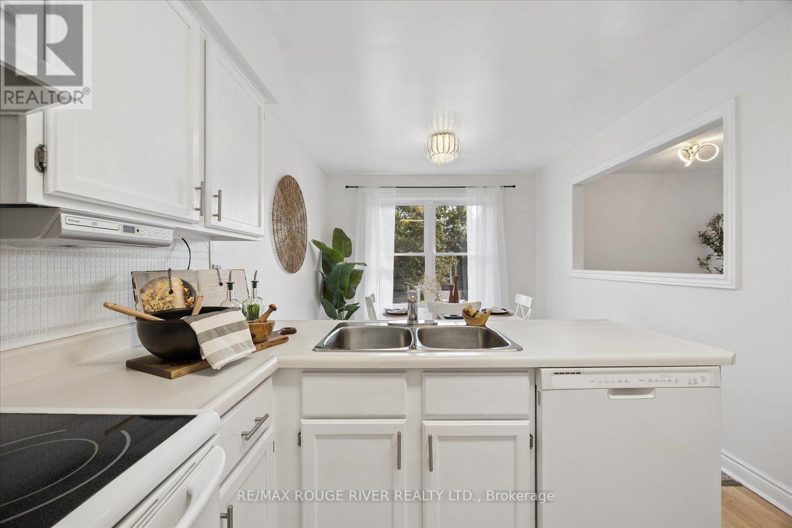 45 MCCRIMMON CRESCENT - 10