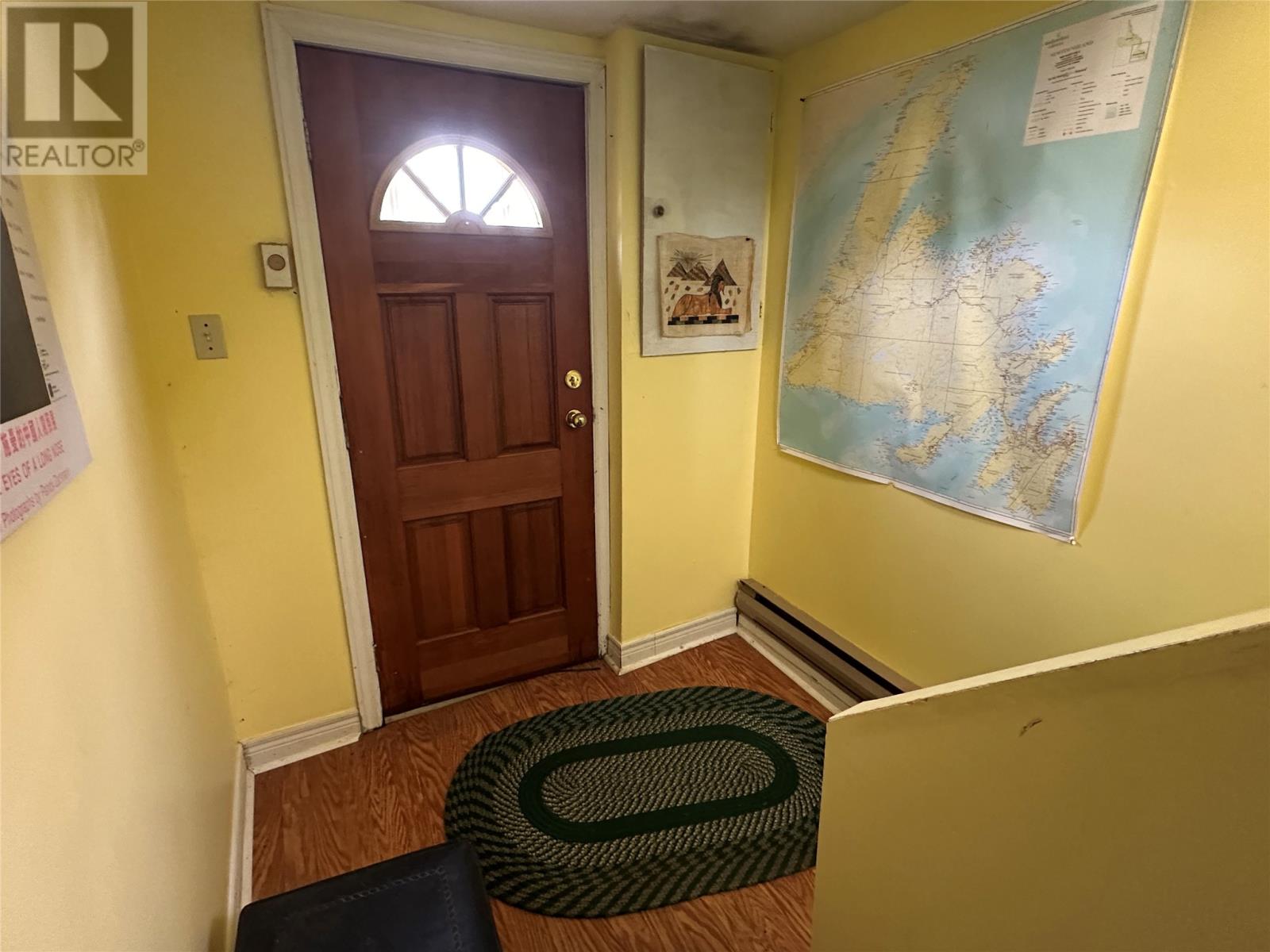 32 Marsh Road - 16