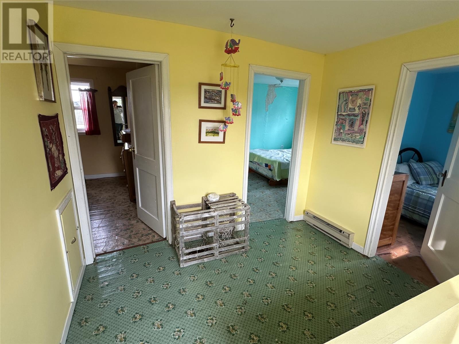 32 Marsh Road - 23
