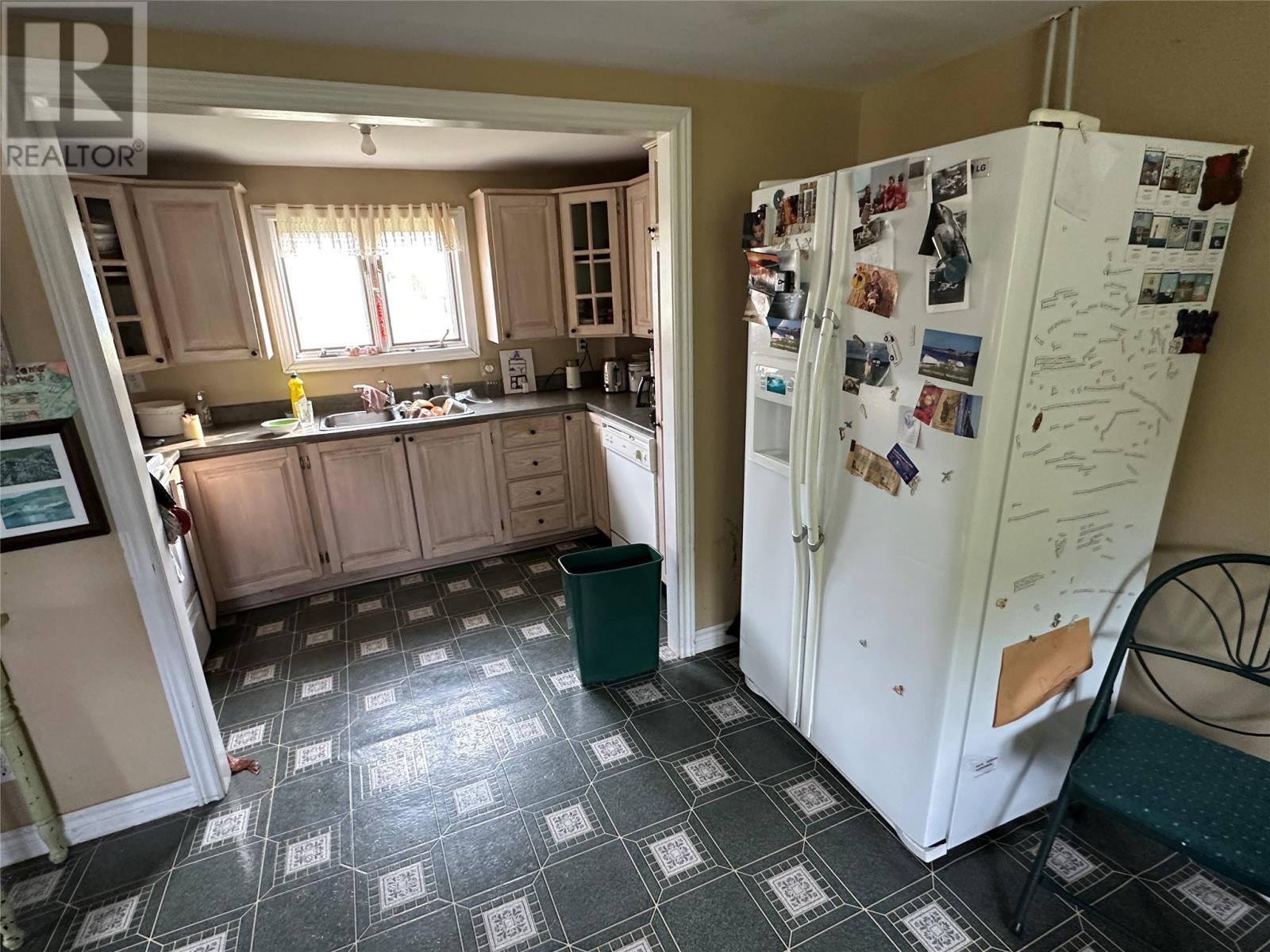 32 Marsh Road - 9