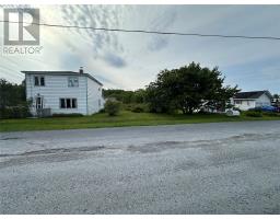 32 Marsh Road thumbnail 2
