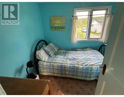 32 Marsh Road thumbnail 21