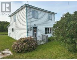 32 Marsh Road thumbnail 3