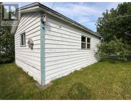 32 Marsh Road thumbnail 30