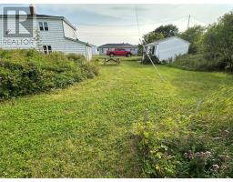 32 Marsh Road thumbnail 7