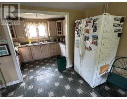 32 Marsh Road thumbnail 9
