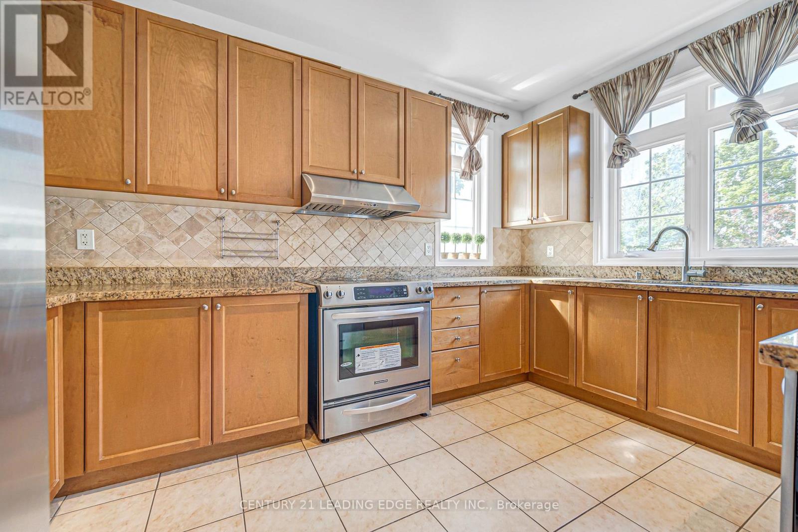 180 COLTRANE DRIVE - 15